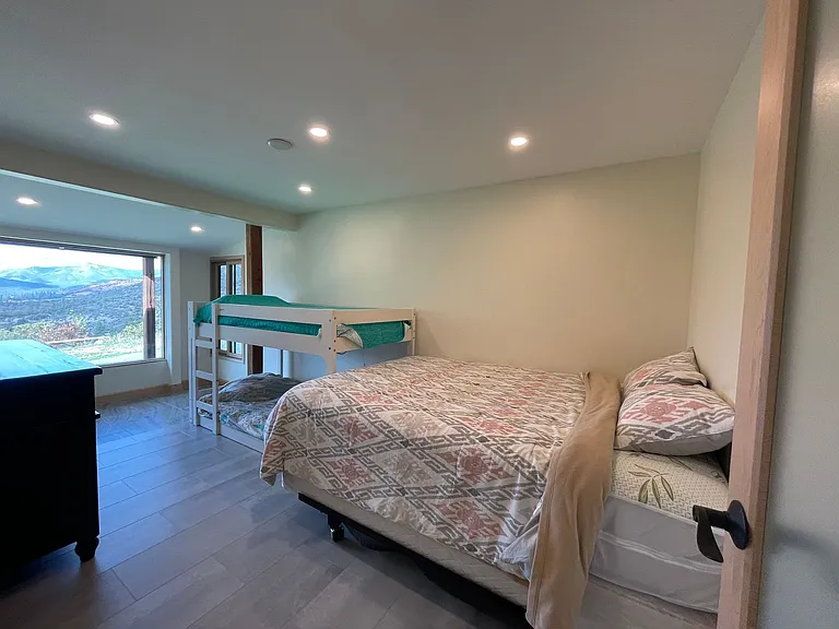 2103 Little Applegate Rd — Photo 23