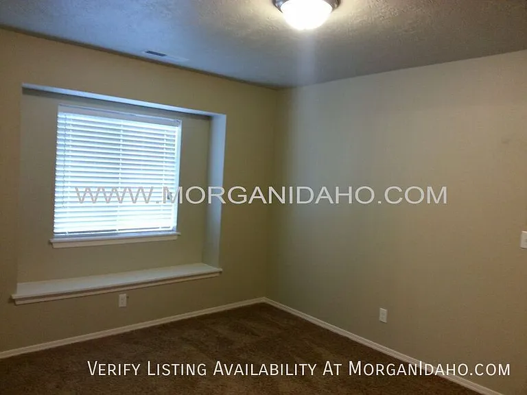 11904 W Fairview Ave #202 — Photo 8