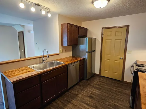 1102 Heeler Courtyard, 1102 Heeler Ave APT D, Tomah, WI 54660