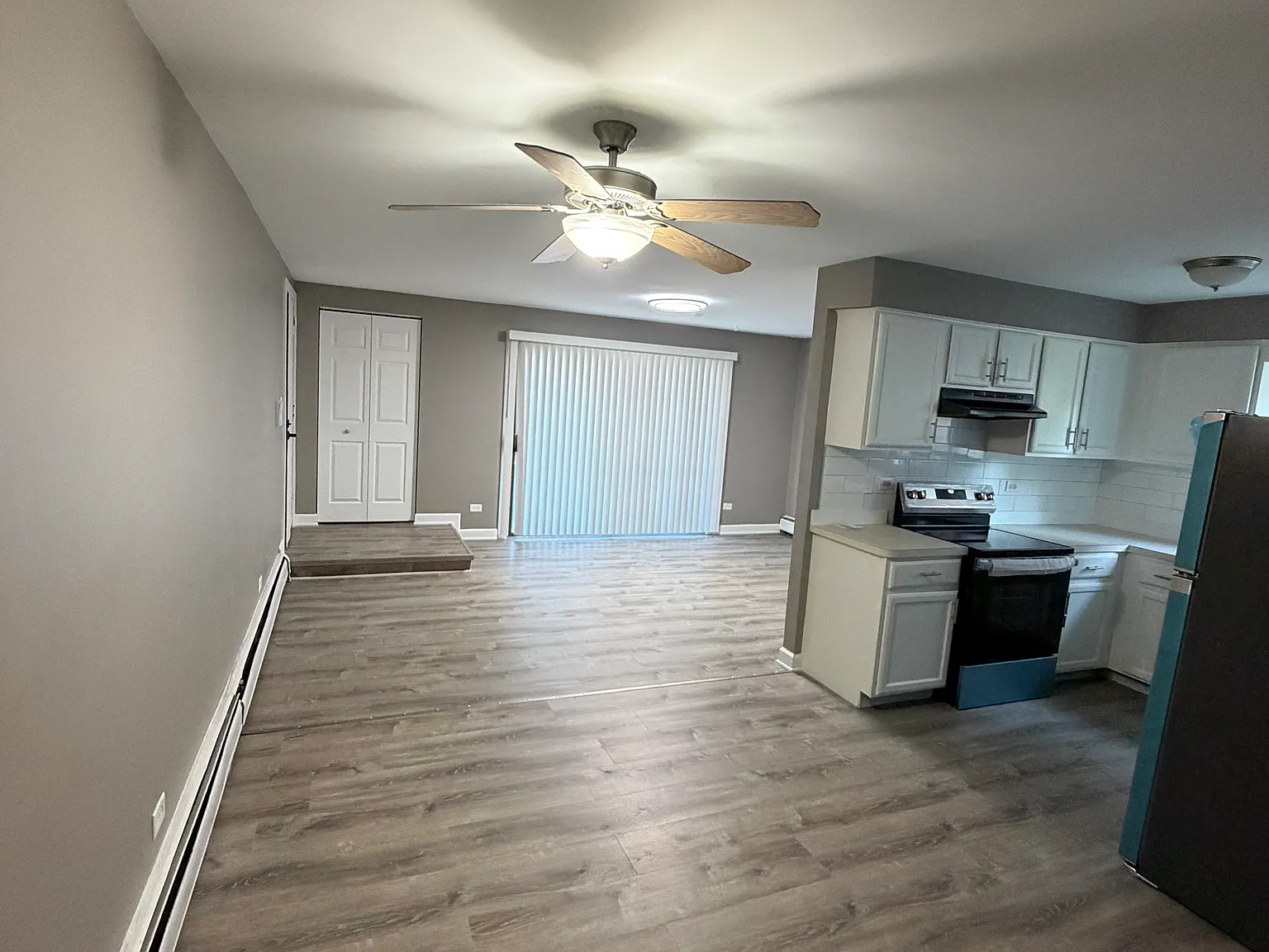 1 bed, 900 sqft, $1,600 — Photo 2