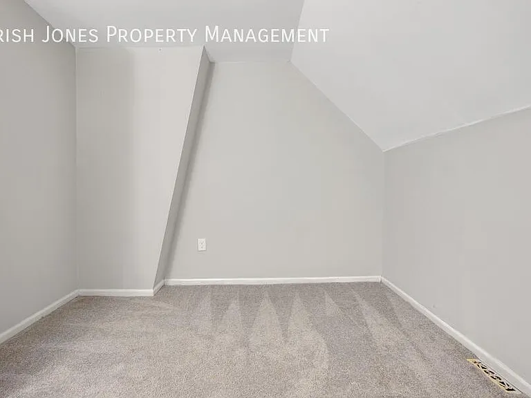 350 Herkimer St — Photo 15