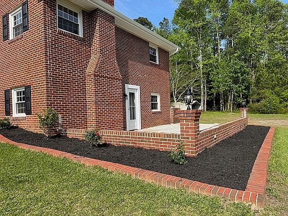 5th image of 608 Lakeside Dr