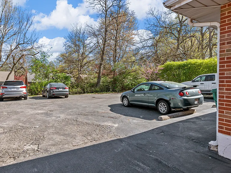 7608 Big Bend Blvd #A — Photo 14