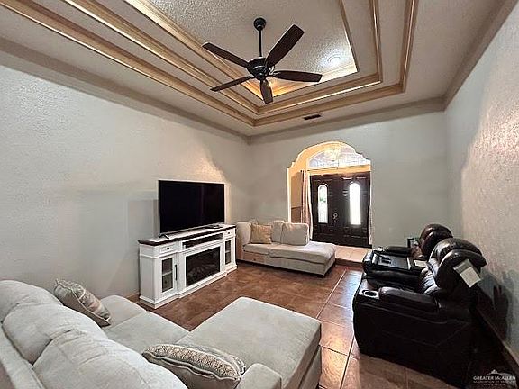 4th image of 21325 Norene Dr