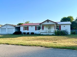 266 Budig Dr, Aberdeen, OH 45101