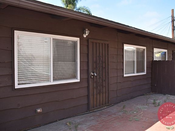 3rd image of 1128-1130 Colusa St #1128