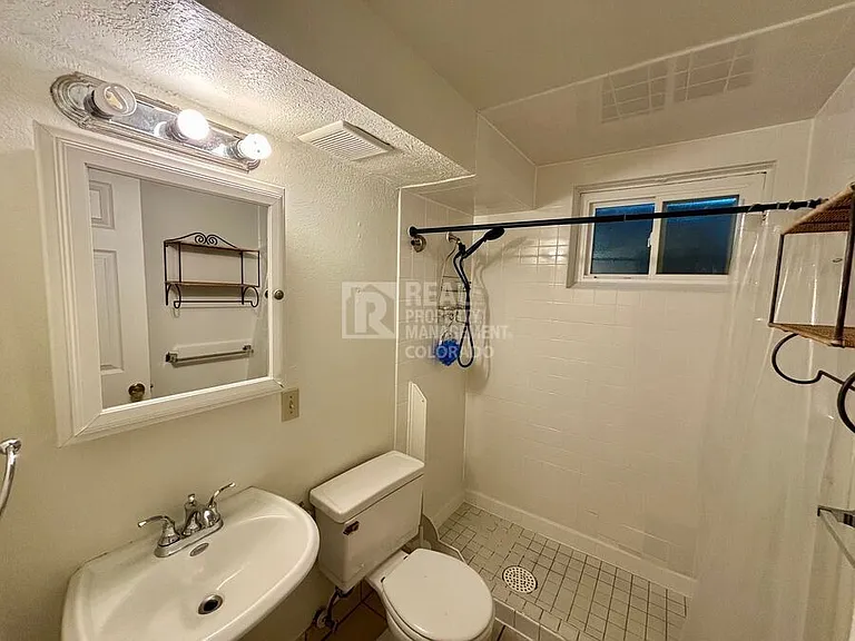 1711 Uinta St — Photo 9