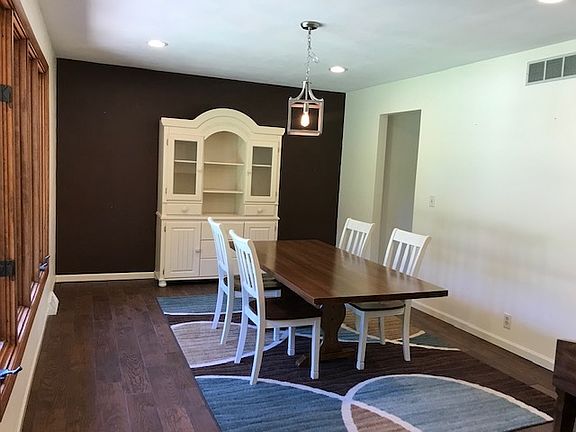 5th image of 4423 Shorewood Dr