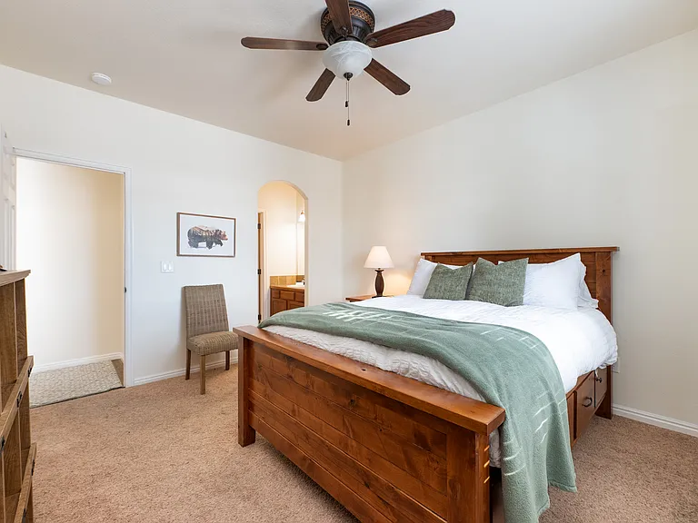 24 Mangum Cir #4 — Photo 10