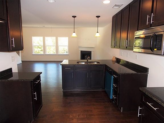4th image of 6260 Garden Cir