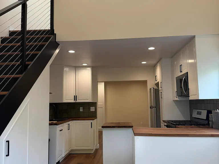 6041 Barbados Ave #B — Photo 3
