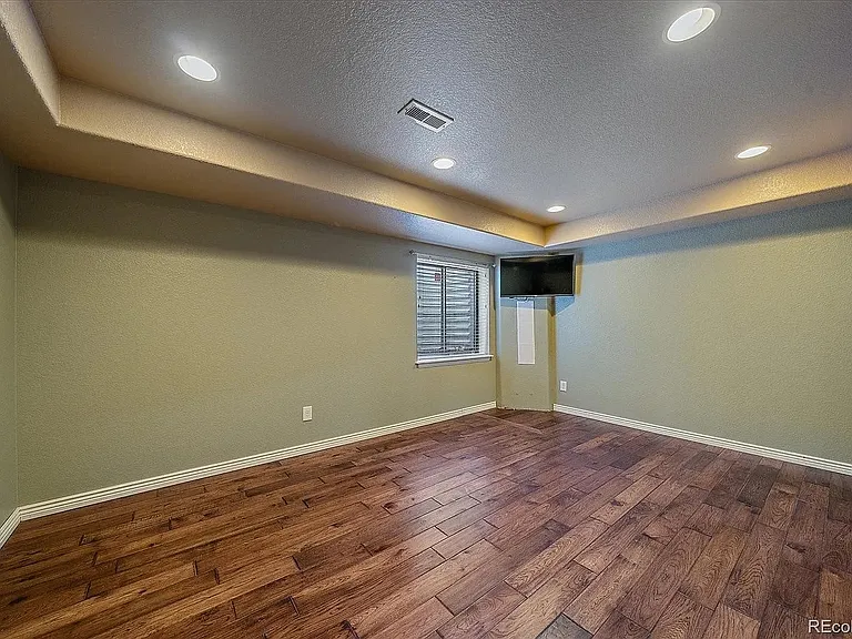 6986 Sulfur Ct — Photo 30