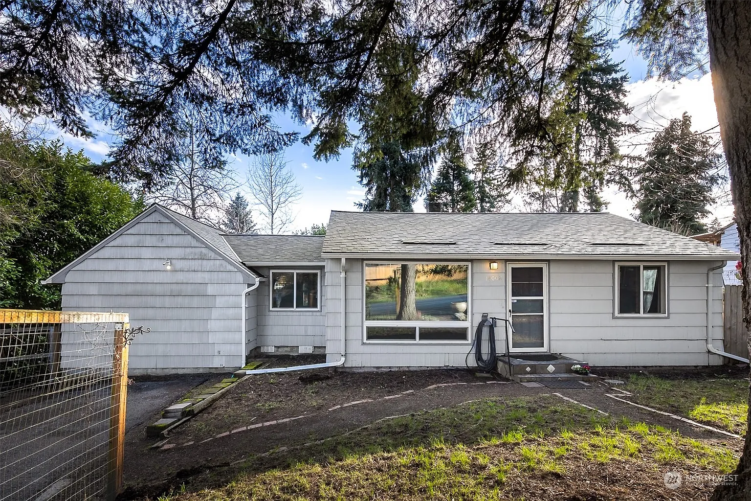 14002 8th Avenue S photo 1
