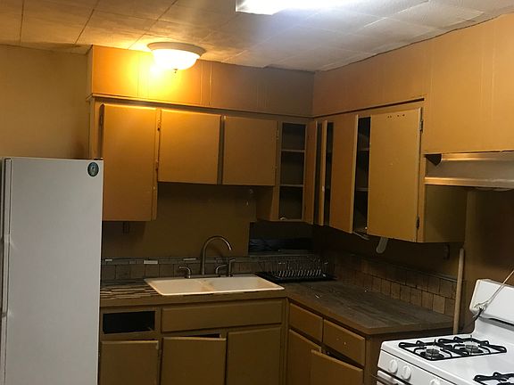 3rd image of 238 Las Palmas Dr