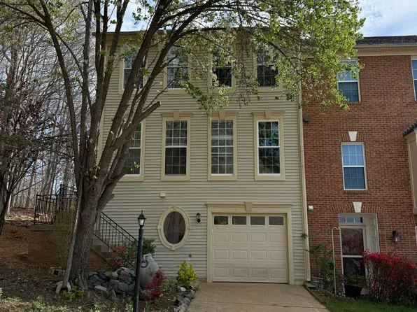 17301 Pacific Rim Ter, Dumfries, VA 22025