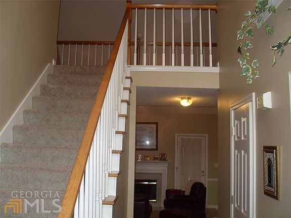 2nd image of 175 Lofty Eagle Ln