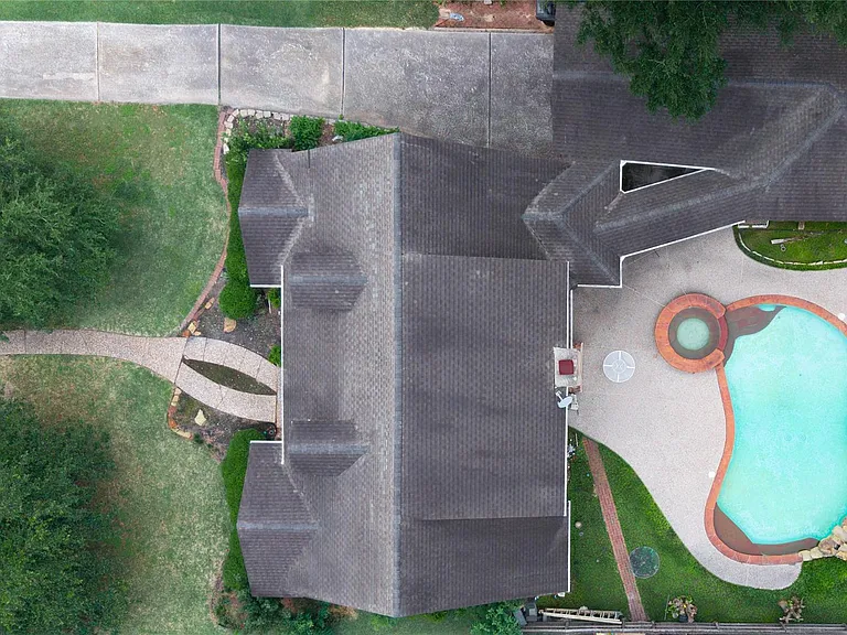1514 Roanwood Dr — Photo 10