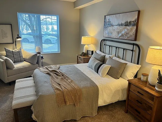 Blackberry Pointe Apartments — Photo 3