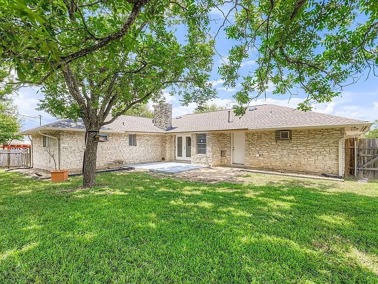 5313 Basswood Ln — Photo 28