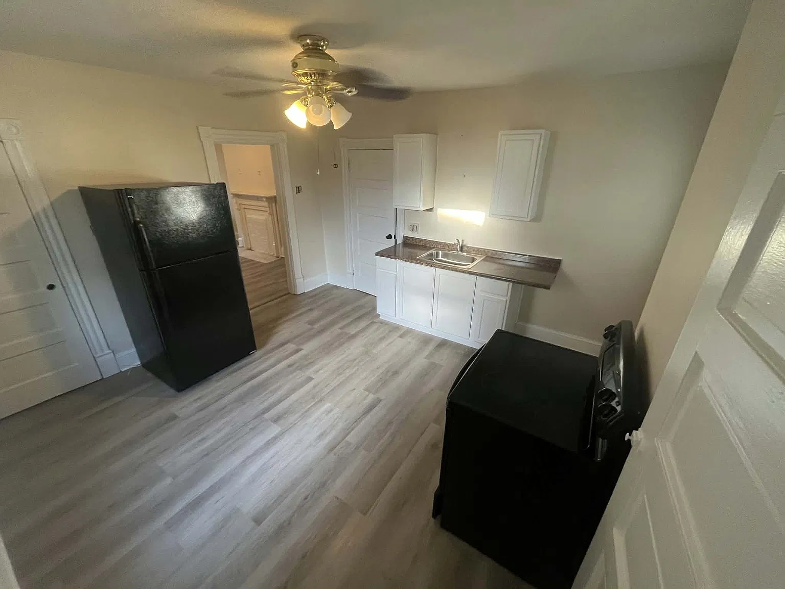 2 bed, 1.5 bath, 1050 sqft, $1,100 — Photo 4