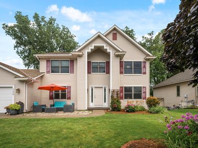 11410 42nd Pl N, Plymouth, MN, 55441