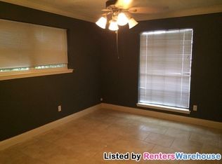 203 Parliament Dr, Houston, TX 77034