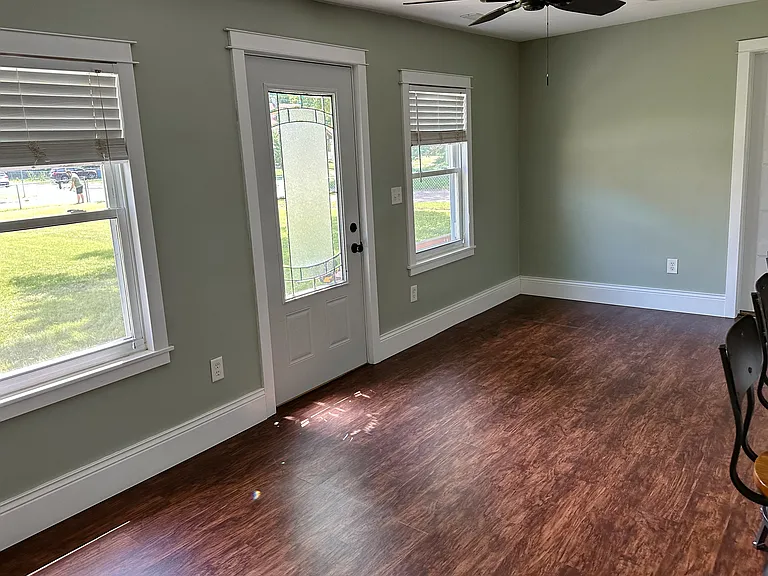3200 Wright St — Photo 11