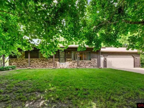 402 2nd Ave, Pemberton, MN 56078