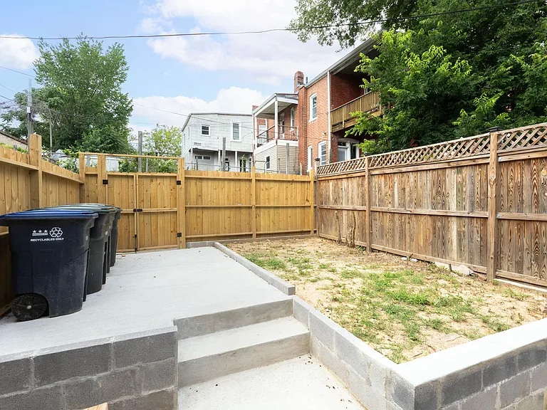707 Quincy St NW — Photo 28