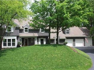 865 Sugarbush Rdg, Zionsville, IN 46077