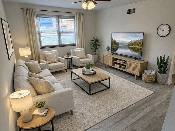 2nd image of 2636 Indianola Ave APT A