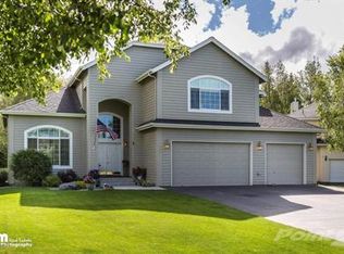 700 Botanical Heights Cir, Anchorage, AK 99508