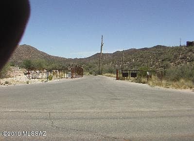 4th image of 4935 W Gates Pl