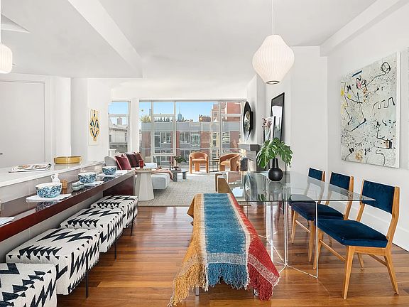 3rd image of 165 W 18th St