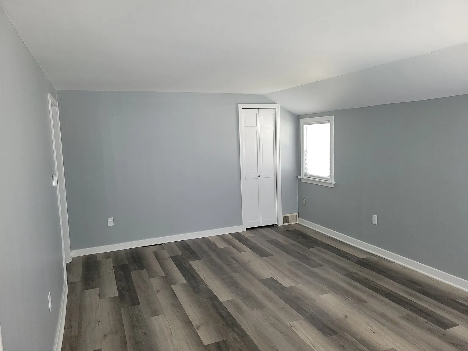 2 bed, 800 sqft, $1,325 — Photo 4