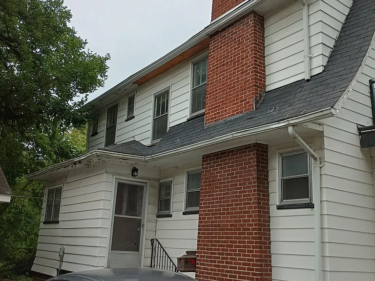 1002 S Michigan Ave #B — Photo 1