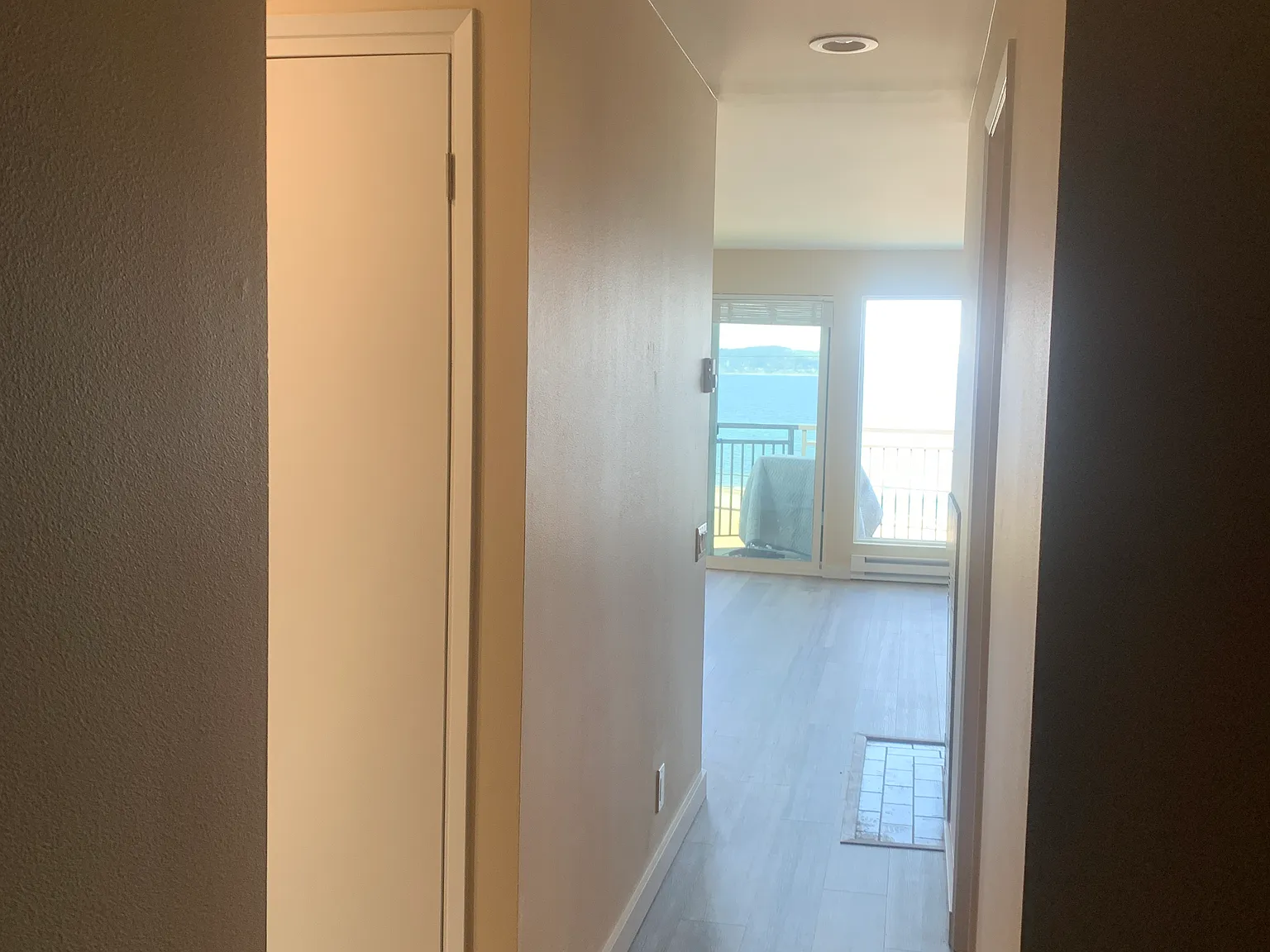 2 bed, 1400 sqft, $3,700 — Photo 3