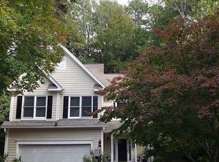 3813 Lake Point Cir, Raleigh, NC 27606