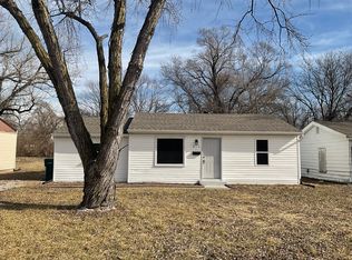 813 Sparks Ave, Cahokia, IL 62206