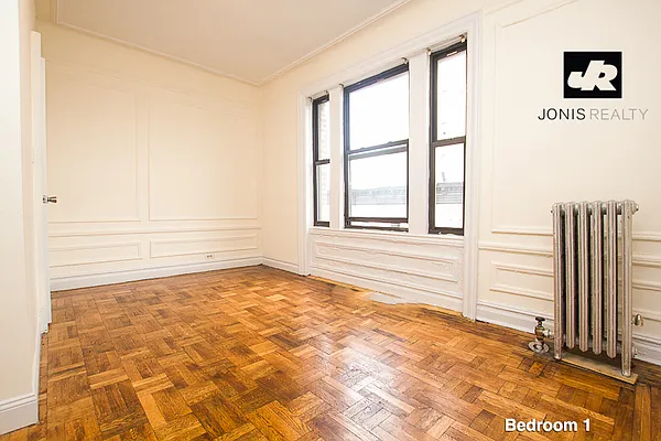 Rented by Jonis Realty | media 35