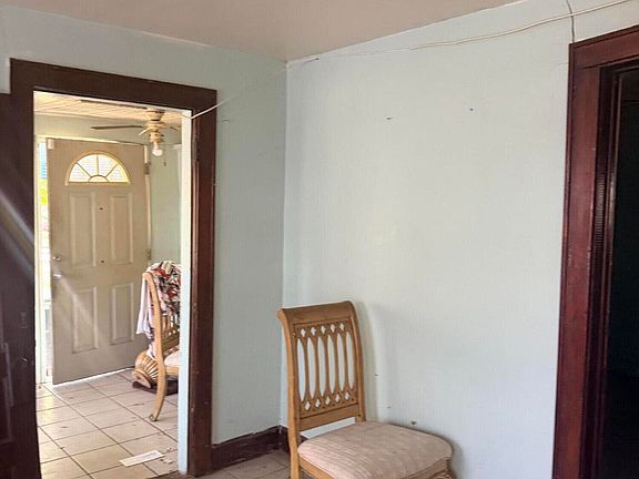 4th image of 123 N 15TH Street