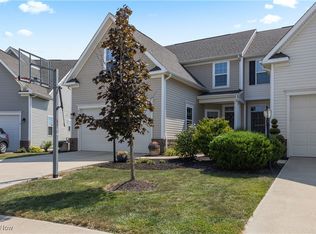 816 Robinson Dr, Lagrange, OH 44050