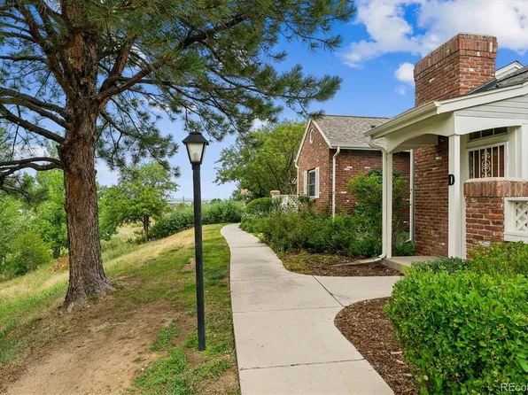 2910 W Long Circle #D, Littleton, CO 80120