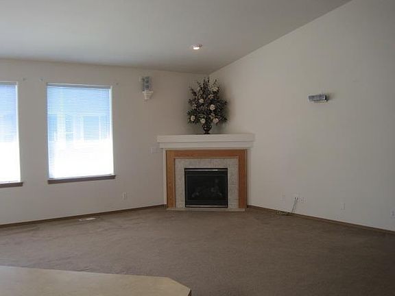 5th image of 12214 159th St E