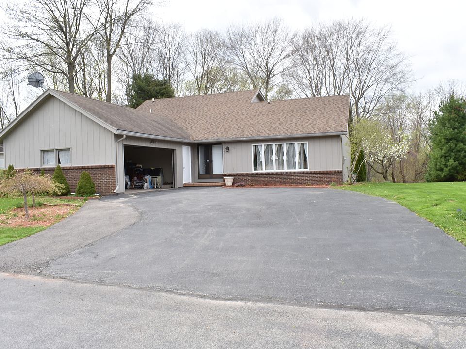 1st image of 76 Everwild Ln