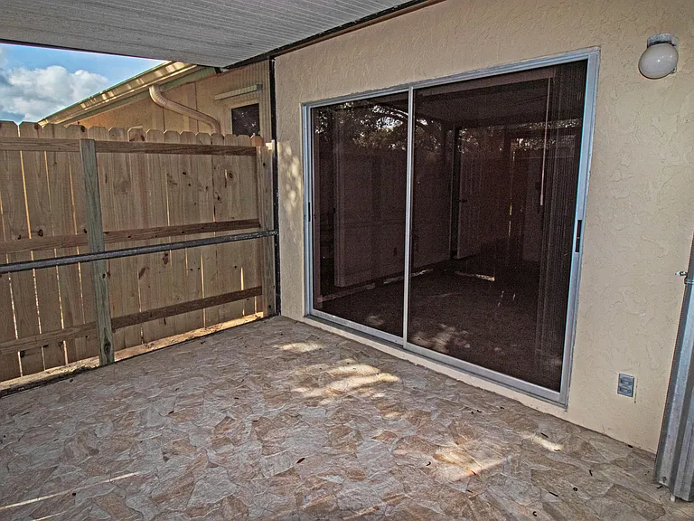 8883 SE Hobe Ridge Ave — Photo 40
