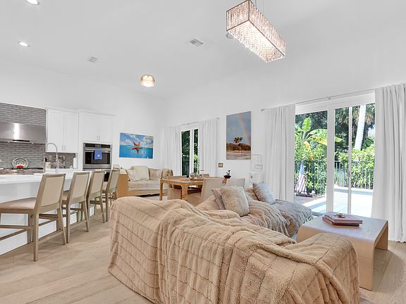3rd image of 1726 Nature Ct