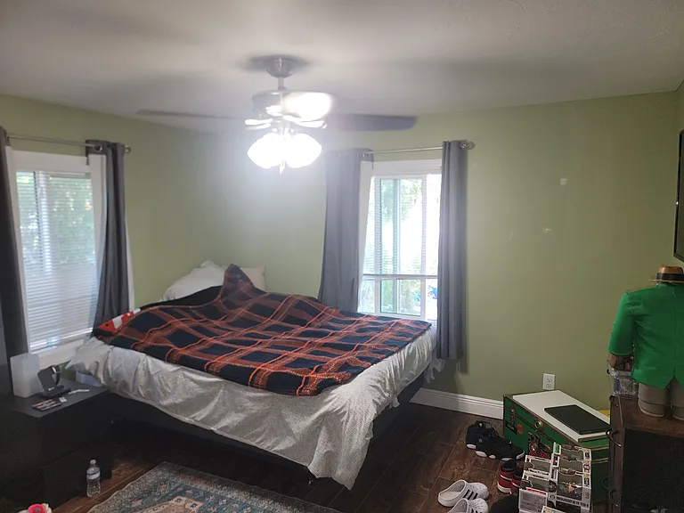 312 Crescent Ct E #1/2 — Photo 9