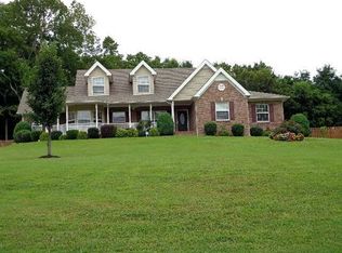 1720 V P Lunn Dr, Spring Hill, TN 37174