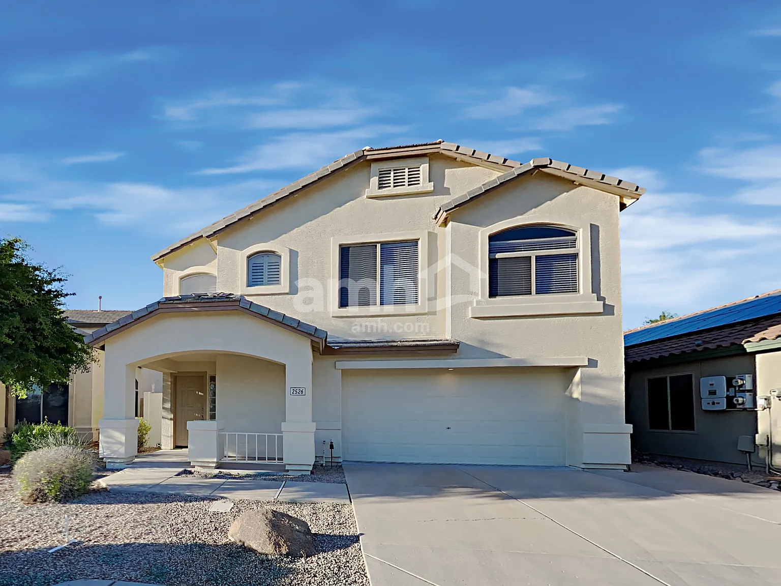 3 bed, 2.5 bath, 1610 sqft, $2,260 — Photo 1